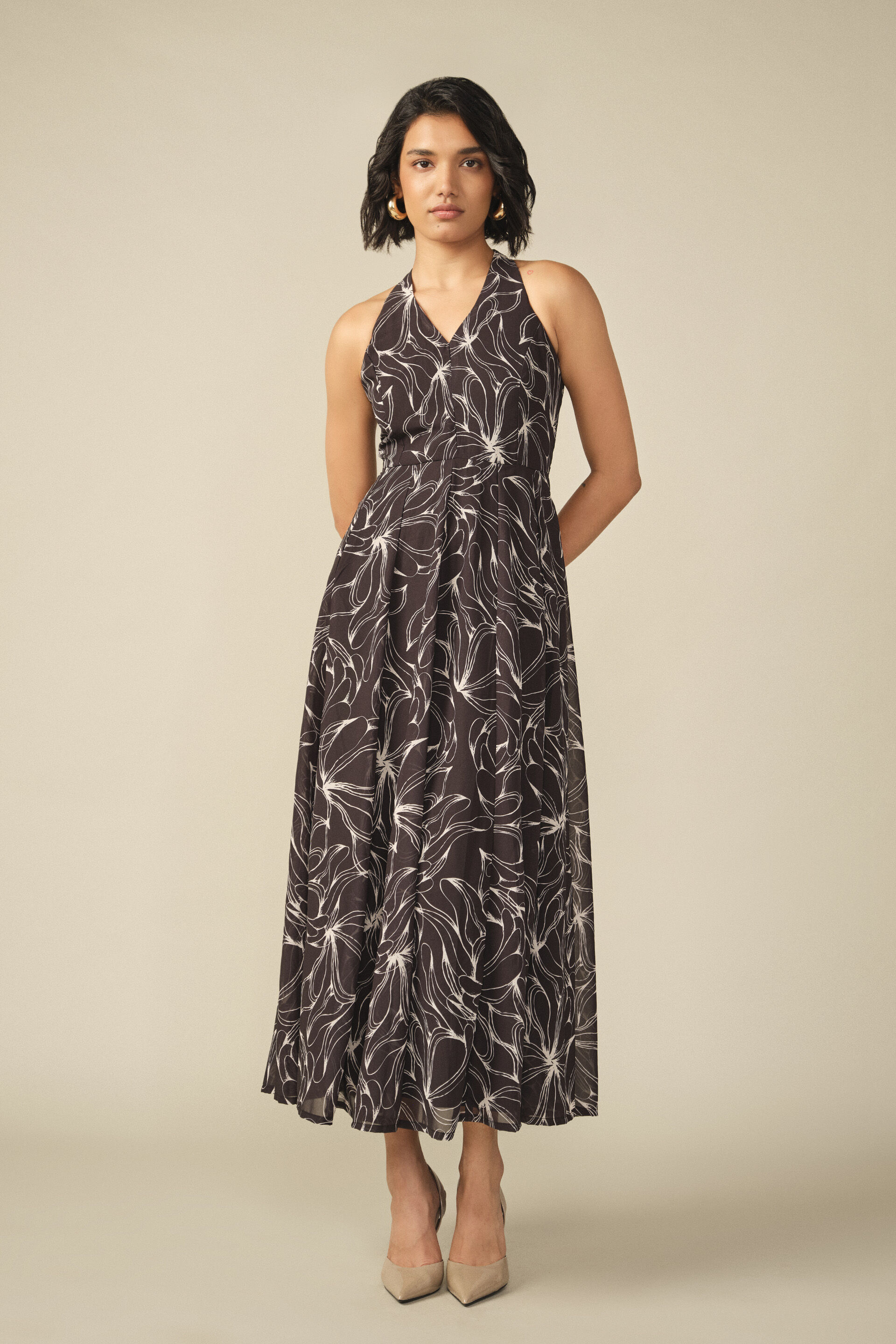 Fit & Flare Floral Midi Dress in Black